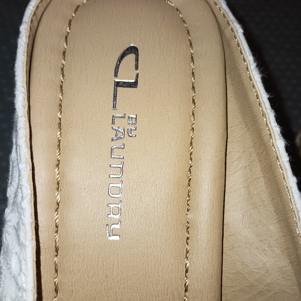 CL by Laundry Women's White Wedge Sandals - Picture 4 of 5